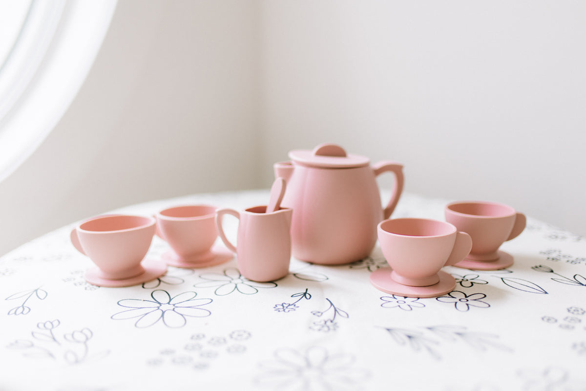 Tea Set in Blushing Pink